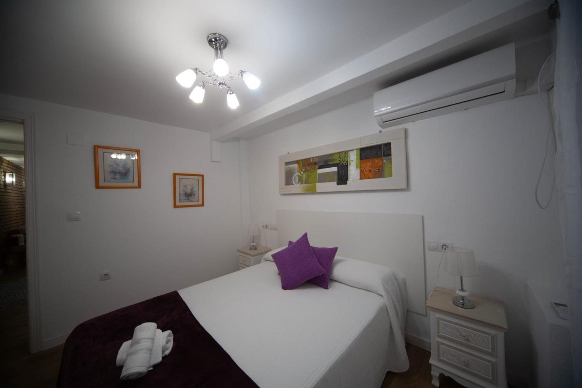 Santa Catalina Center Apartment Севілья Екстер'єр фото